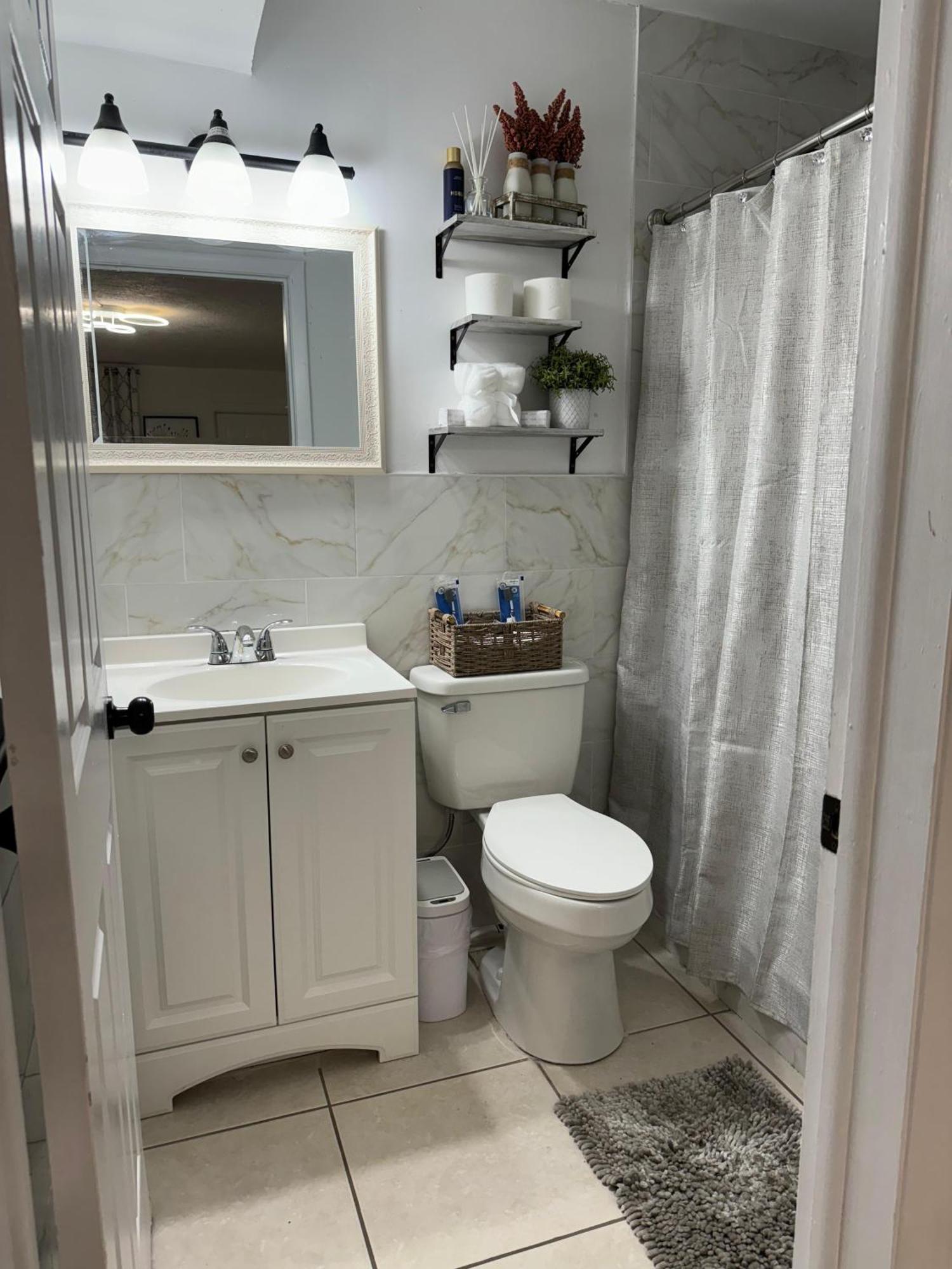 Nuevo Estudio A 5Minutos De Hialeah Park & Casino Bagian luar foto